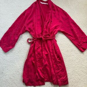 EUC vintage Victoria's Secret silk robe